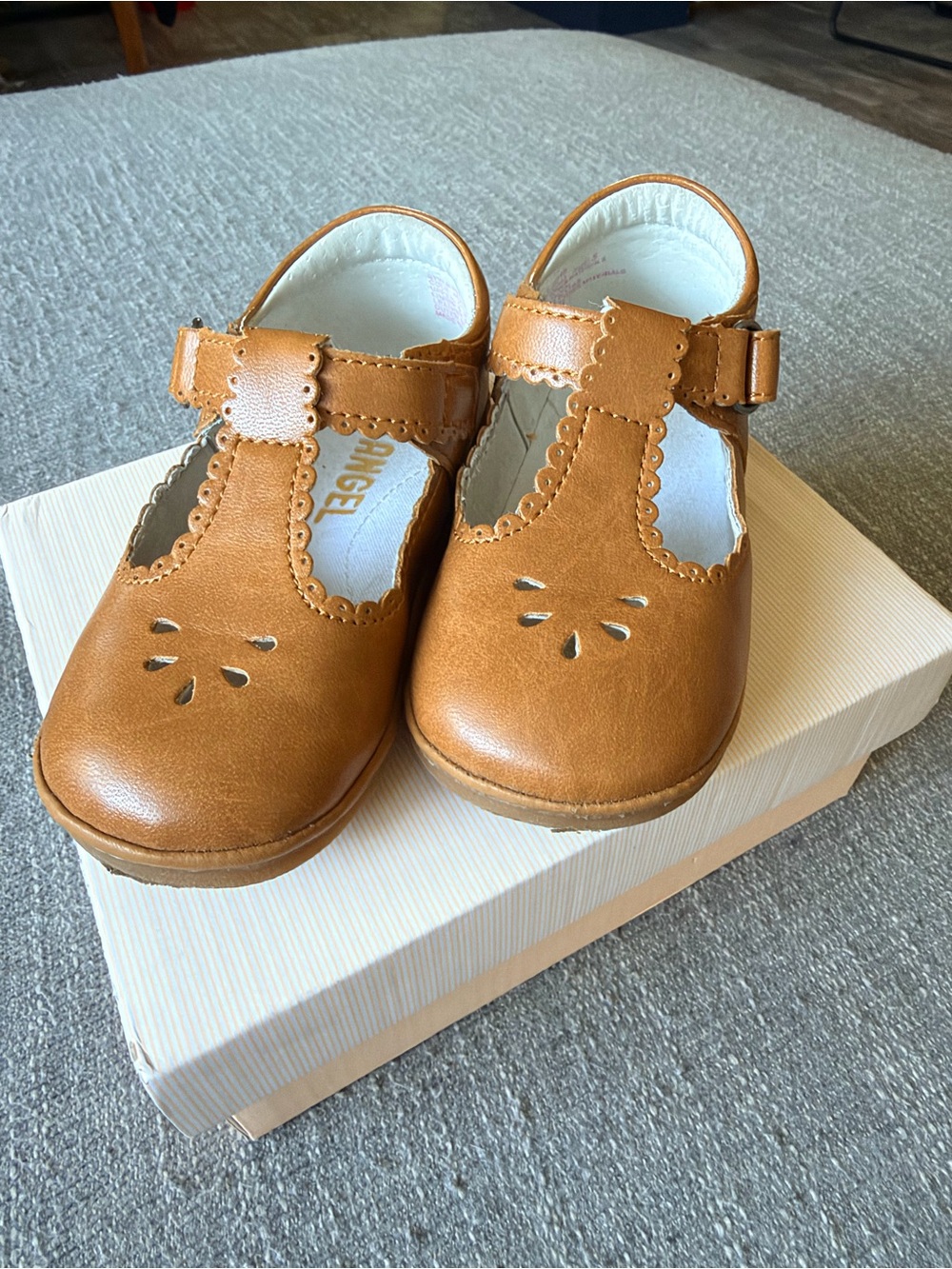 L'Amour Tan Leather Mary Jane Shoes for Toddlers